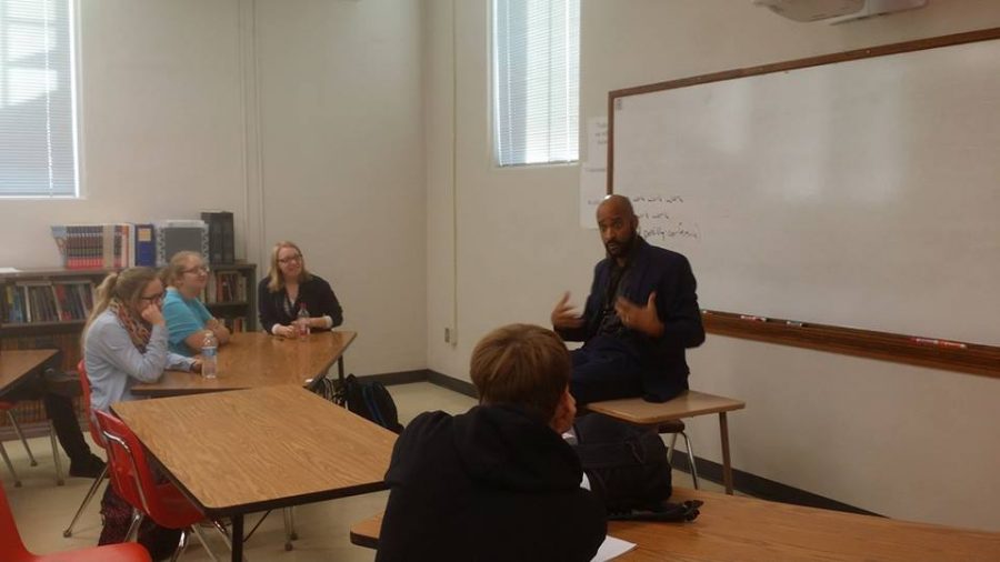 Director, writer, actor and professor Booker T Mattison speaks to Chris Malys   third period Pop Culture Studies class about his passion for writing.
