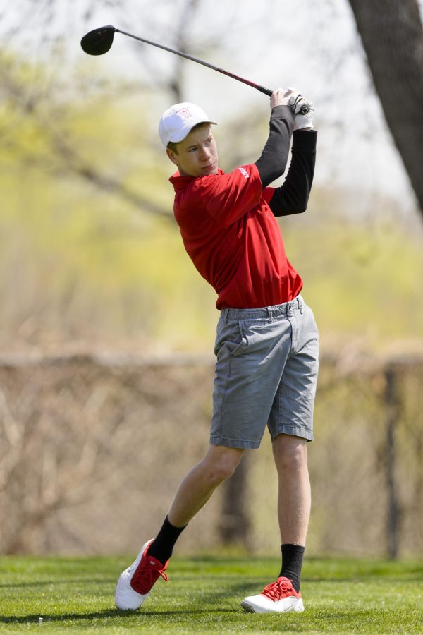 LINCOLN, NEB - 04/11/2017
Lincoln Highs Will Brandt tees off on the second hole on Tuesday, April 11, 2017, at Holmes Golf Course. MATT RYERSON, Journal Star