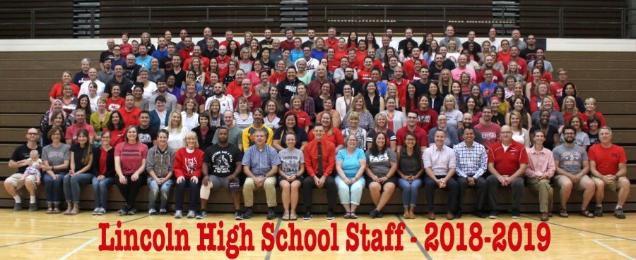 The Lincoln High School 2018-2019 Faculty and Staff pose for a group photo on Friday, Aug. 10, 2018 (the last work day before the new school year begins on Monday). LHS welcomes 29 new and returning staff to the building this year. Photo by Greg Keller
